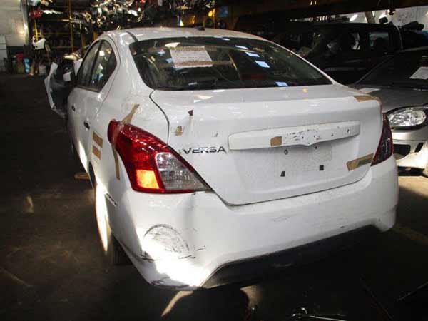  Nissan VERSA 2015    EN DESARME