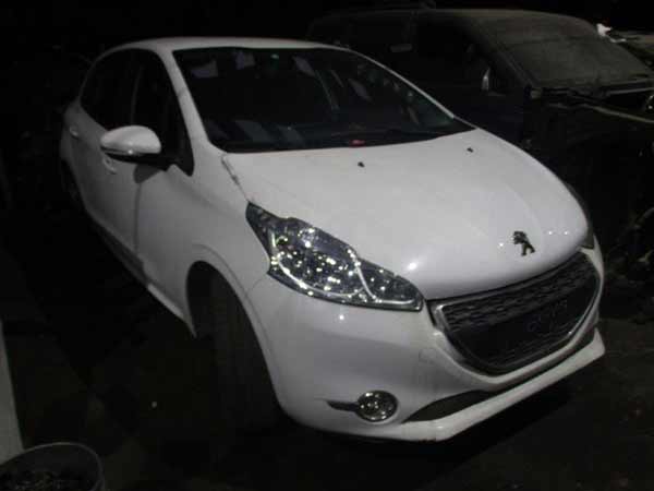CAJA DE CAMBIOS Peugeot 208 2014  USADA  EN DESARME