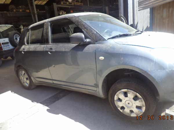  Suzuki SWIFT 2007    EN DESARME