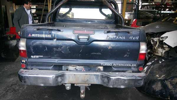 Mitsubishi L200 2004    EN DESARME