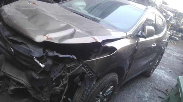  Hyundai SANTA FE 2015    EN DESARME