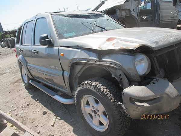  Jeep GRAND CHEROKEE 2005    EN DESARME