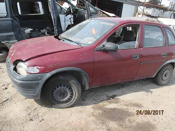 MUñON Opel CORSA 1995  USADO  EN DESARME