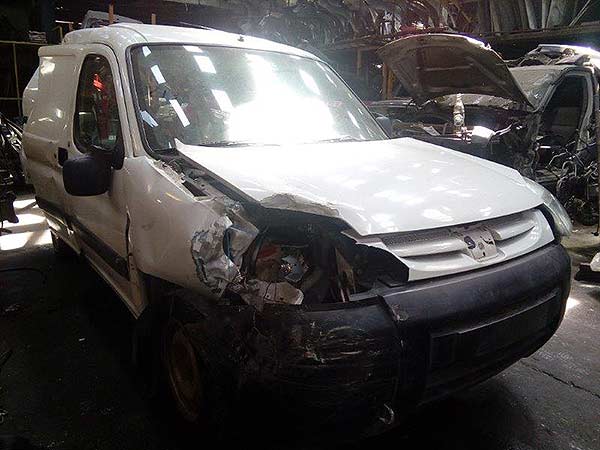  Peugeot PARTNER 2011    EN DESARME