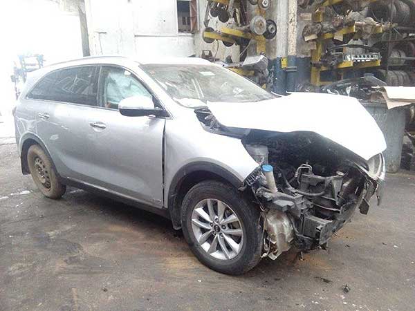  Kia SORENTO 2015    EN DESARME