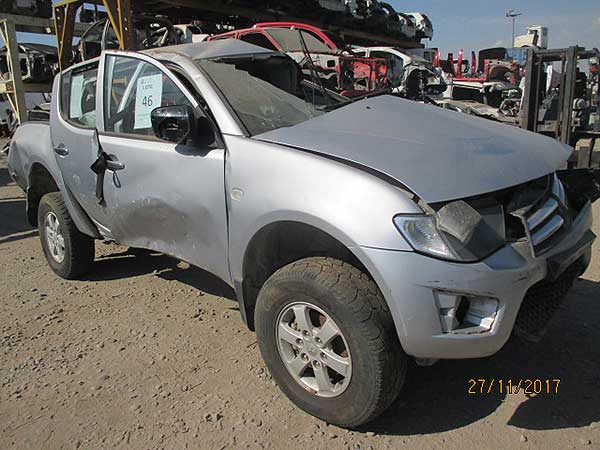  Mitsubishi L200 2015    EN DESARME