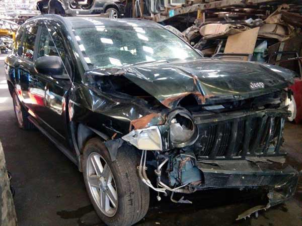  Jeep COMPASS 2011    EN DESARME