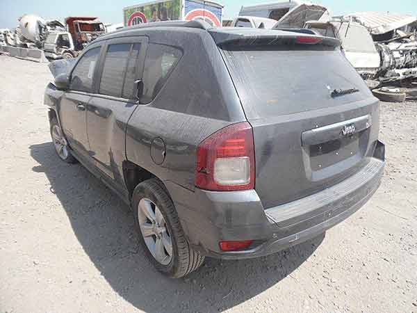  Jeep COMPASS 2015    EN DESARME
