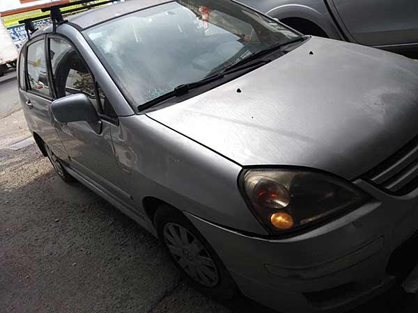 Suzuki AERIO 2004    EN DESARME