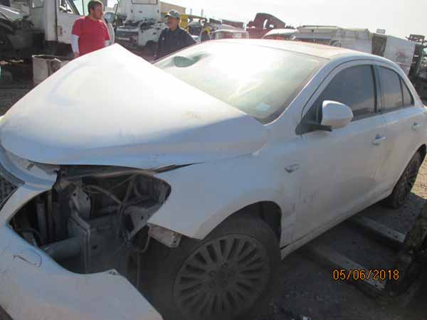  Suzuki KIZASHI 2013    EN DESARME