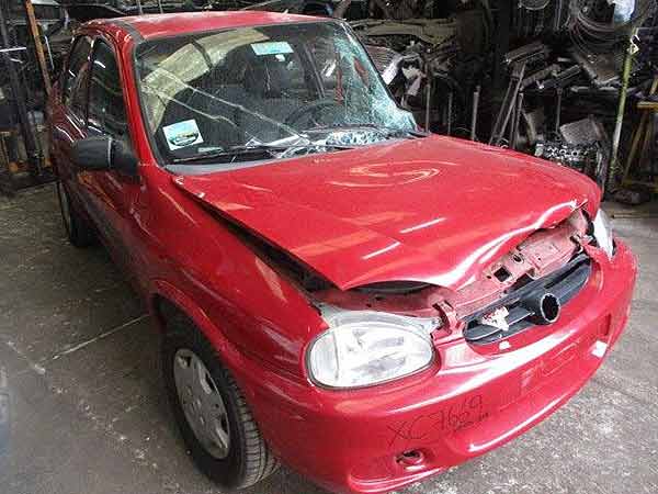  Chevrolet CORSA 2004    EN DESARME