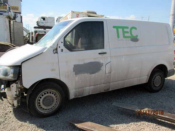  Volkswagen Transporter 2015    EN DESARME