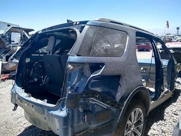  Ford EXPLORER 2016    EN DESARME