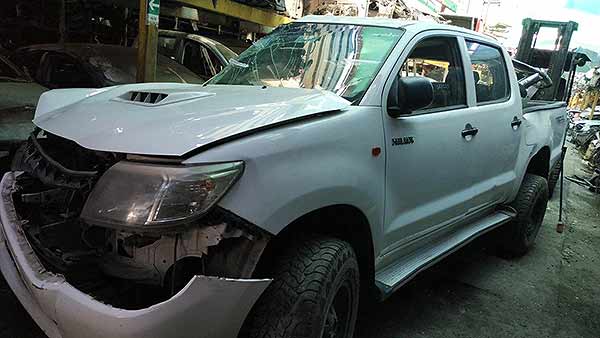  Toyota HILUX 2013    EN DESARME