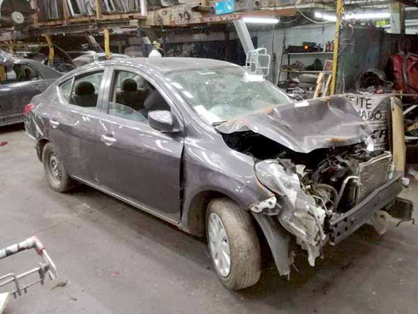  Nissan VERSA 2016    EN DESARME