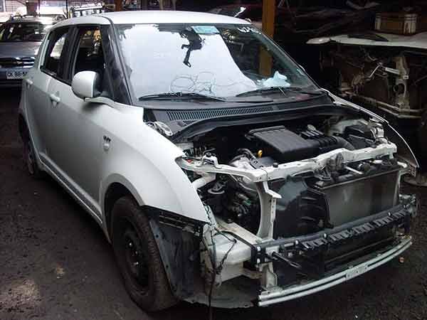  Suzuki SWIFT 2007    EN DESARME