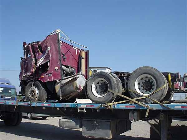  International 9800 2005    EN DESARME