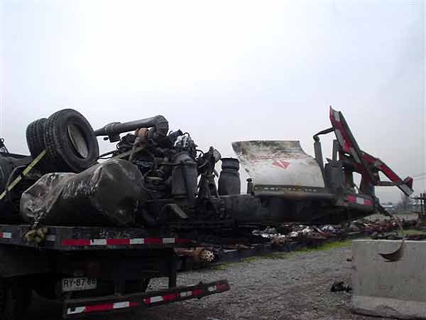 VIDRIO International 9800 1997  USADO  EN DESARME