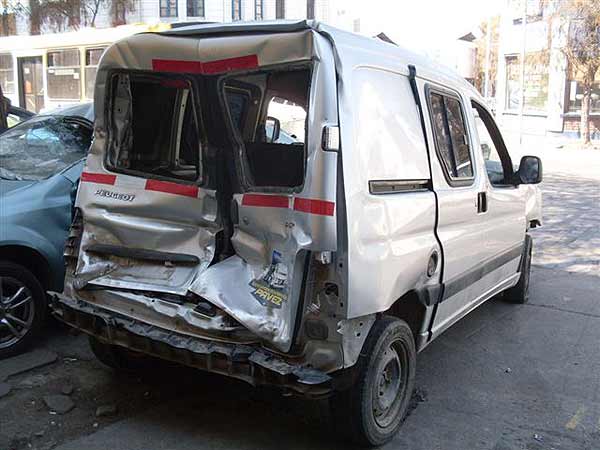  Peugeot PARTNER 2006    EN DESARME