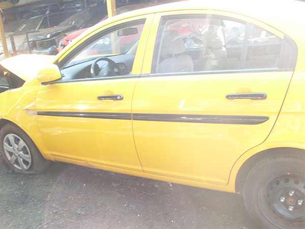  Hyundai ACCENT 2010    EN DESARME