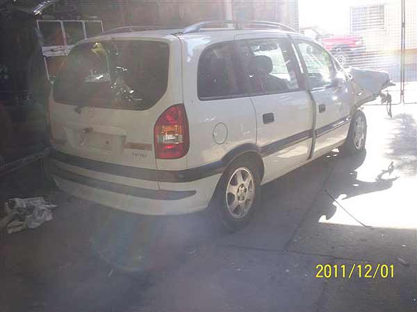  Chevrolet ZAFIRA 2002    EN DESARME