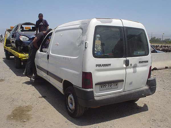  Peugeot PARTNER 2003    EN DESARME