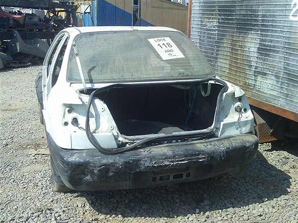  Daihatsu CHARADE 1999    EN DESARME