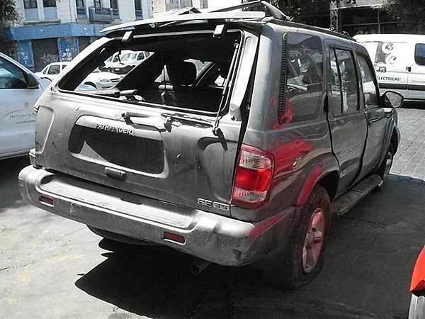  Nissan PATHFINDER 2005    EN DESARME