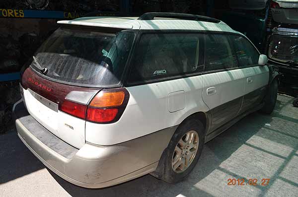  Subaru OUTBACK 2001    EN DESARME