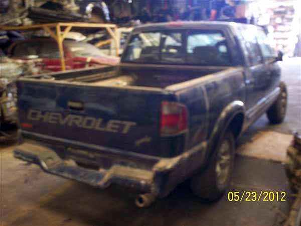  Chevrolet Apache 2000    EN DESARME