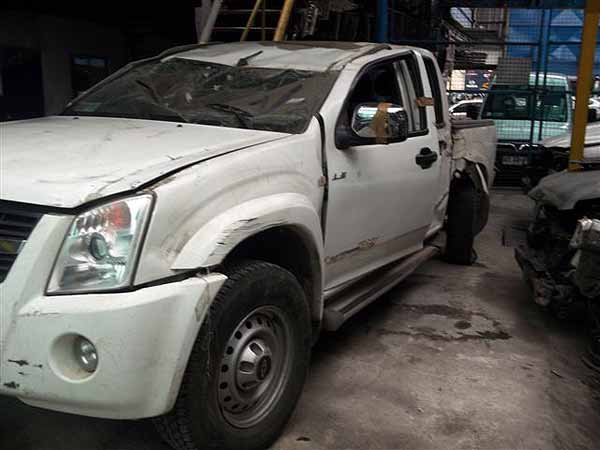  Chevrolet LUV 2011    EN DESARME