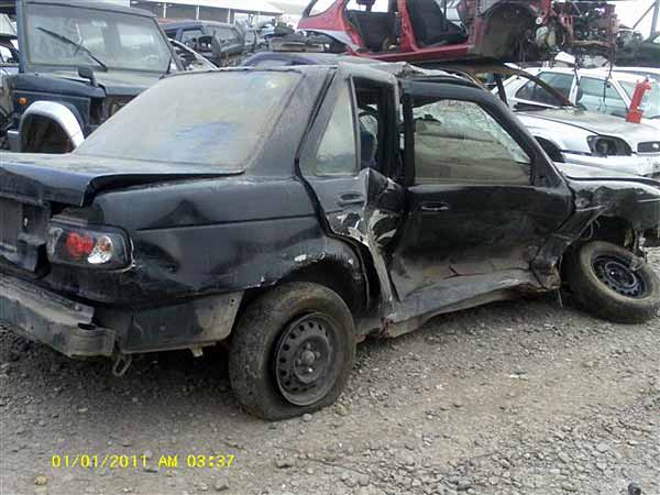  Nissan V16 2002    EN DESARME