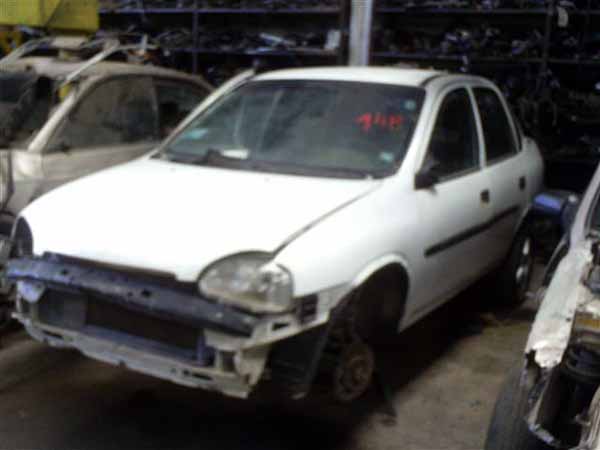  Chevrolet CORSA 1998    EN DESARME