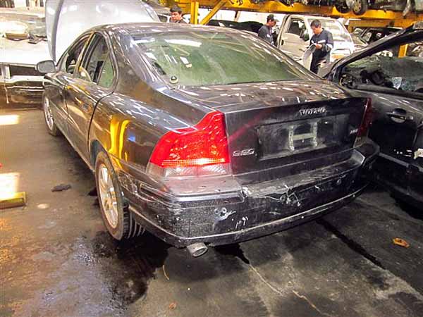  Volvo S60 2007    EN DESARME