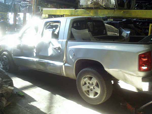  Dodge DAKOTA  2006    EN DESARME