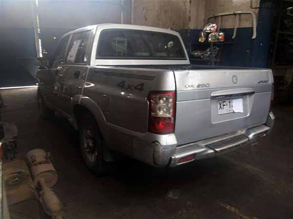  Ssangyong MUSSO 2005    EN DESARME