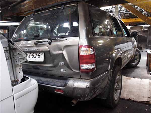  Nissan PATHFINDER 2003    EN DESARME