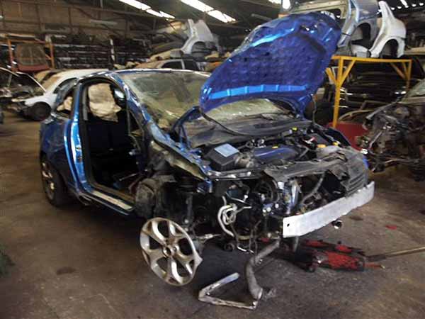 CAJA DE CAMBIOS Opel CORSA   USADA  EN DESARME