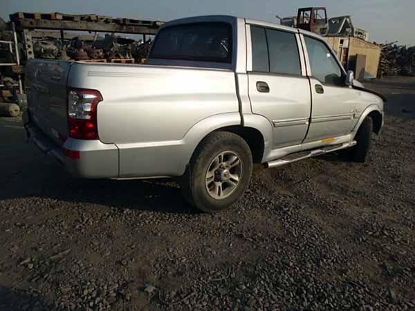  Ssangyong MUSSO 2005    EN DESARME