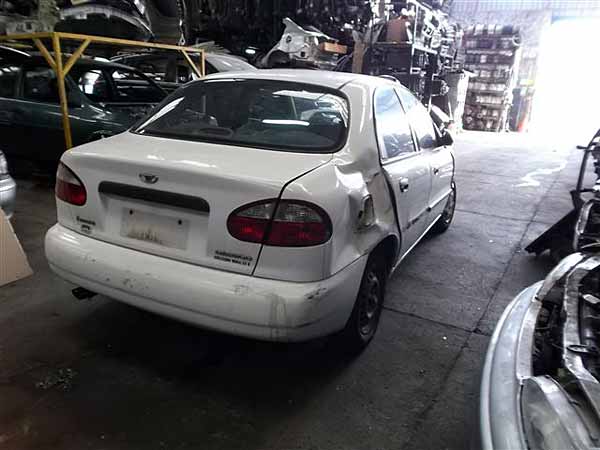  Daewoo LANOS 1998    EN DESARME