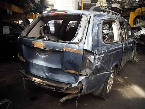  Kia GRAND CARNIVAL 2009    EN DESARME