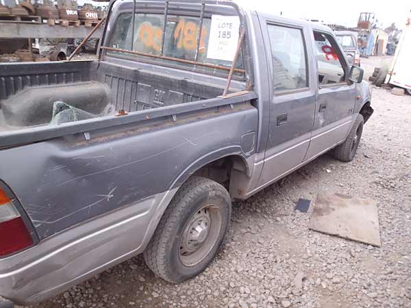  Chevrolet LUV 2001    EN DESARME