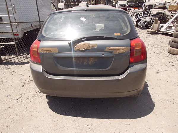  Toyota COROLLA 2004    EN DESARME