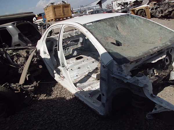  Toyota YARIS 2010    EN DESARME