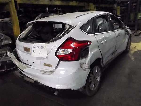  Ford FOCUS 2012    EN DESARME