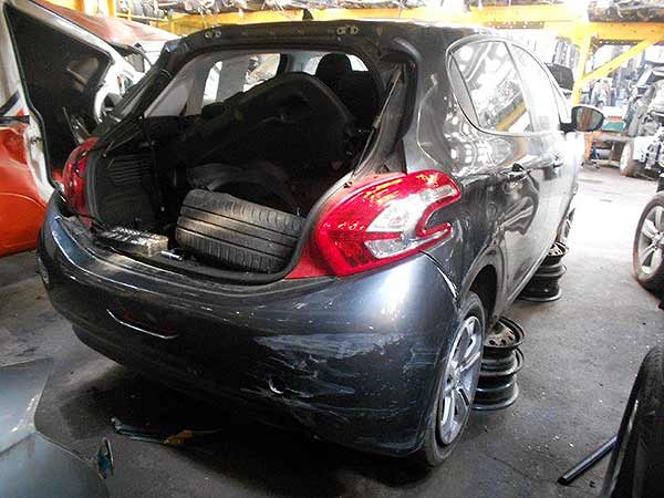  Peugeot 208 2013    EN DESARME
