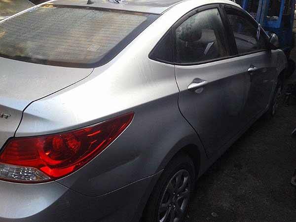  Hyundai ACCENT 2012    EN DESARME