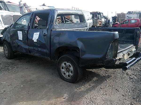  Toyota HILUX 2011    EN DESARME
