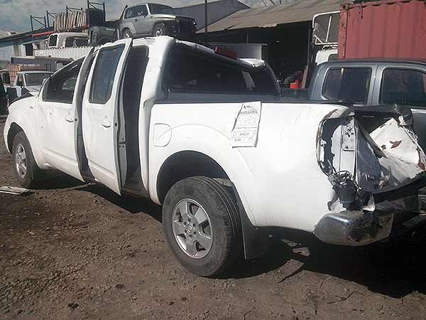 Nissan NAVARA 2011    EN DESARME