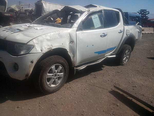  Mitsubishi L200 2010    EN DESARME